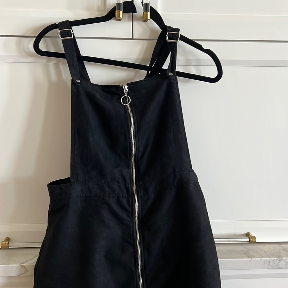 H&M black zipup dress
